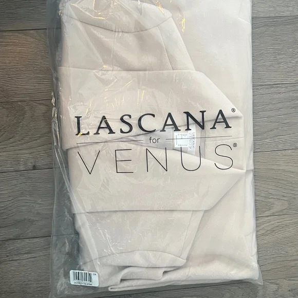 Wrap coat - Picture 6 of 6